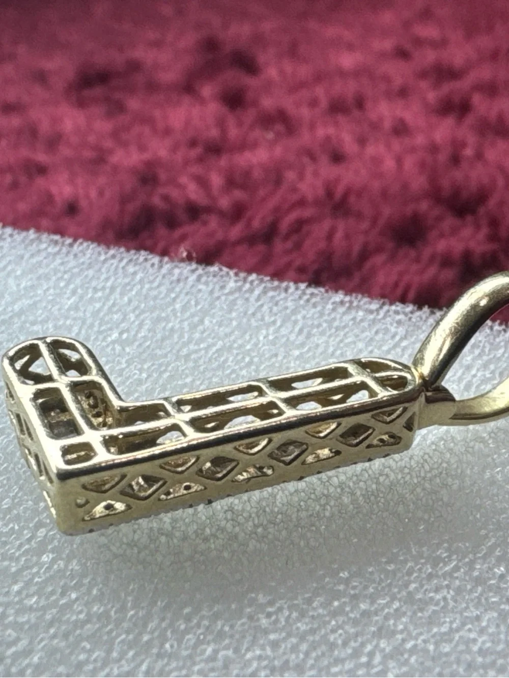 10K Yellow Gold Diamond Initial L Pendant 0.27 CT Baguette Round 2.5g